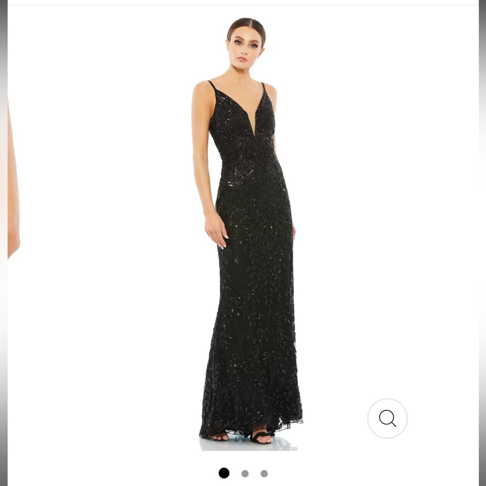 NWT Mac Duggal Embellished Leaf Evening Gown 0